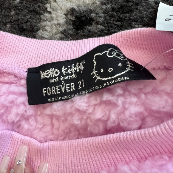 NWT Hello Kitty Pink Fuzzy Sherpa Crewneck - Picture 6 of 6